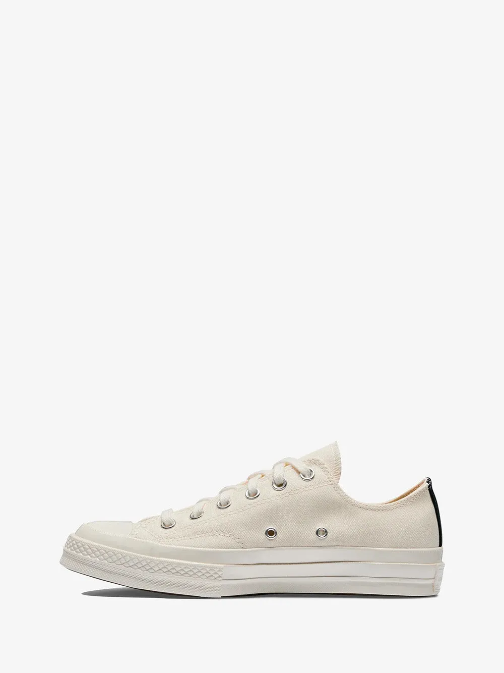 Converse Low 'Chuck Taylor' Sneakers Small Heart - White