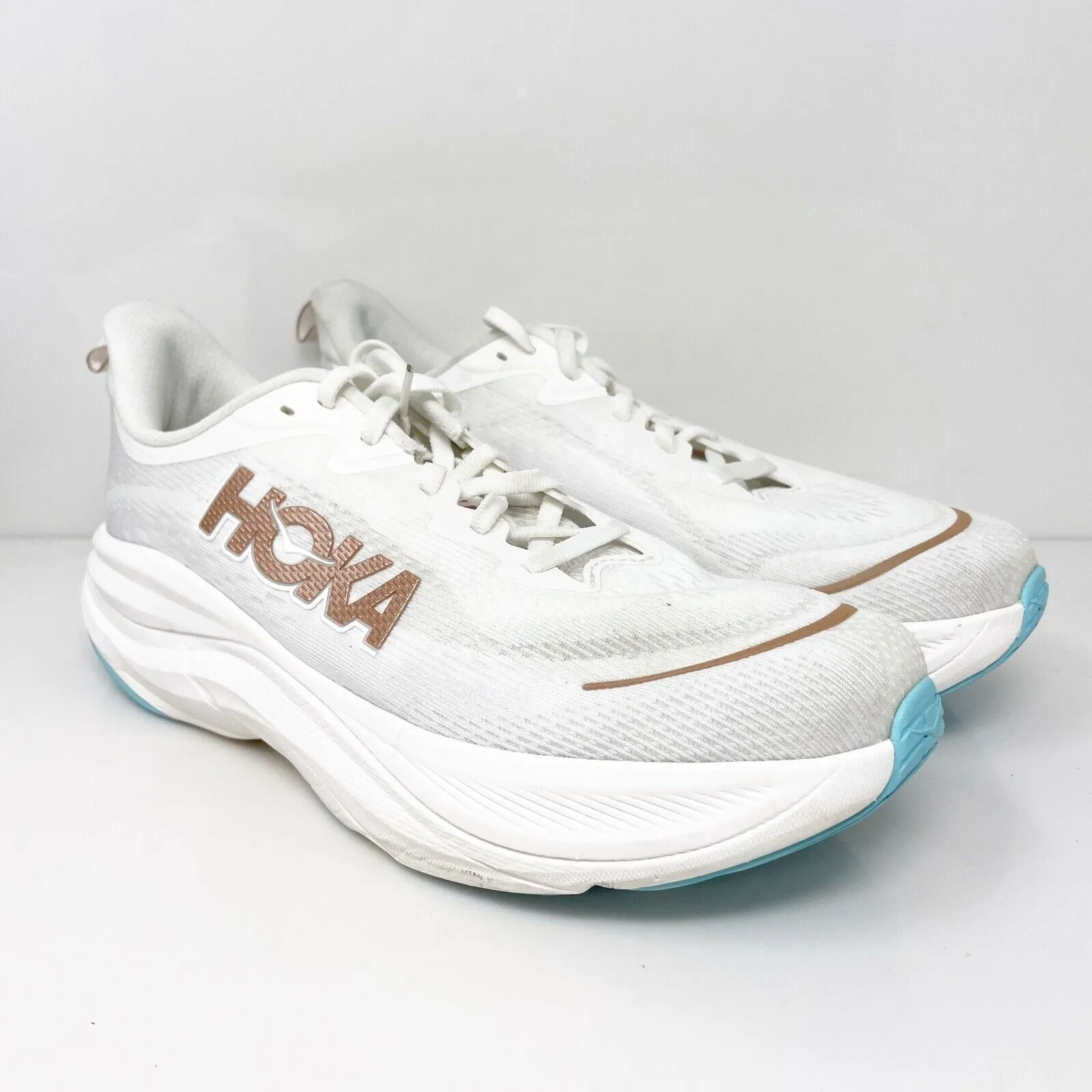 Hoka One One Womens Skyflow 1155113 FTRS White Running Shoes Sneakers Size 9.5 B