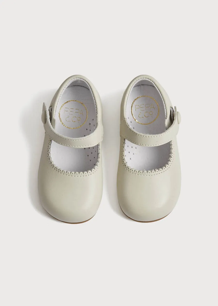 Mary Jane Leather Baby Shoes in Ivory (20-24EU)