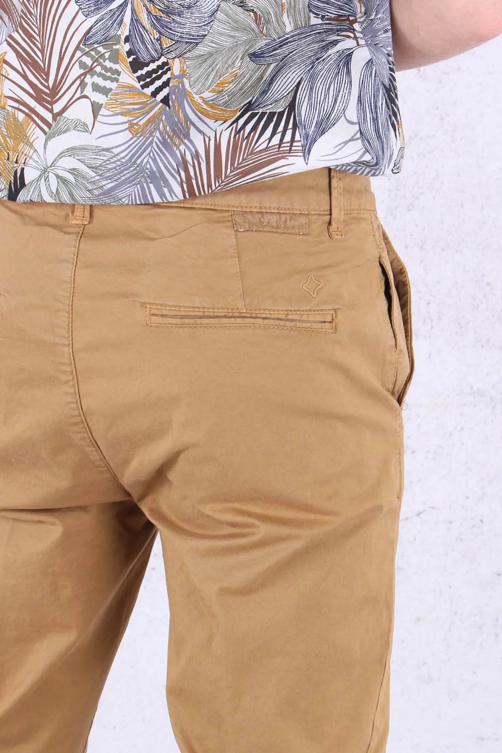 Pantalone Chino Slim Golden