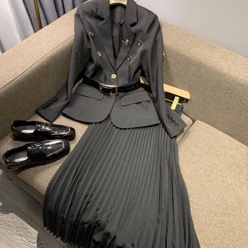 Pleated Skirt Suit