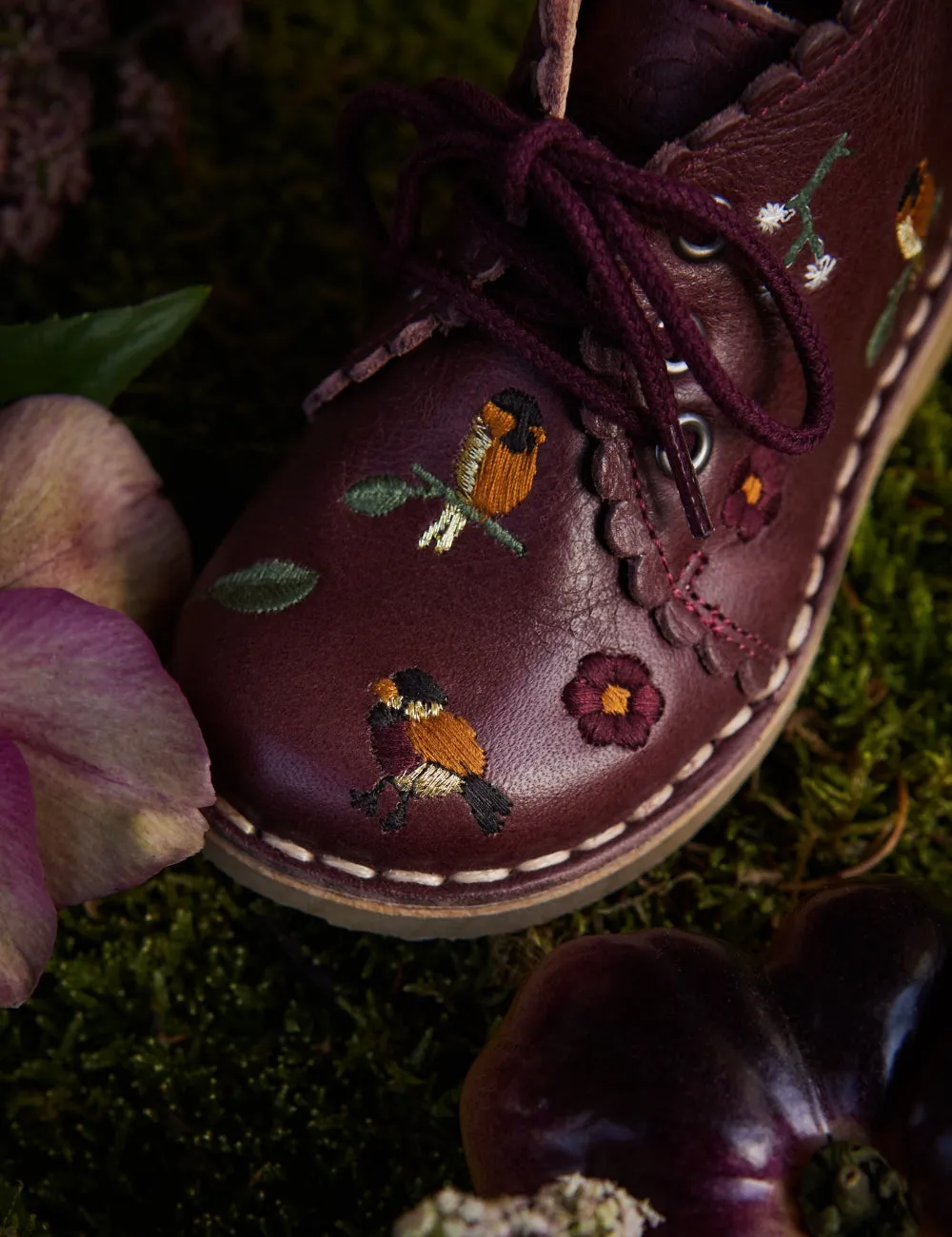 Scallop Boot Birds - Plum