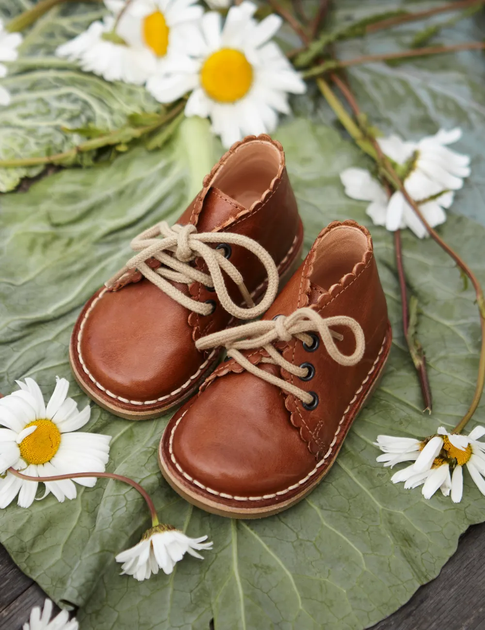 Scallop Boot - Cognac