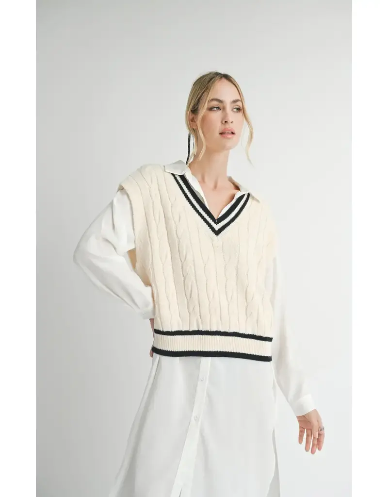  Tara V-neck Cable Sweater      