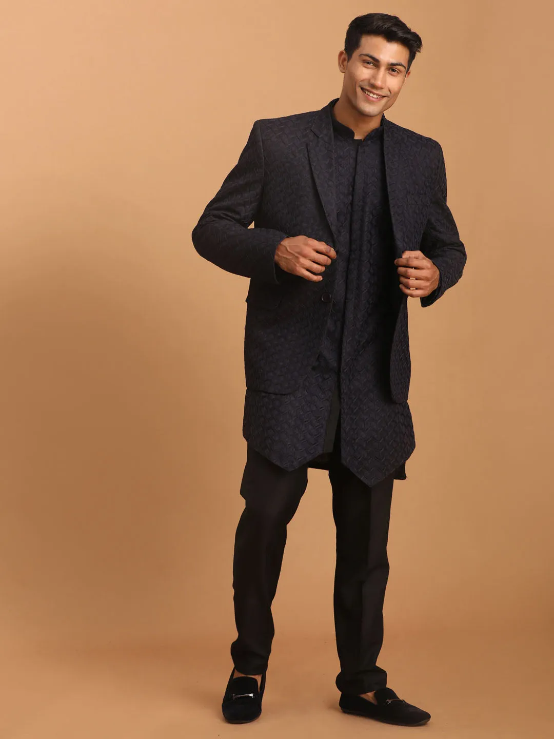 Vastramay Men's Navy Blue Woven Blazer And Kurta Pant Set