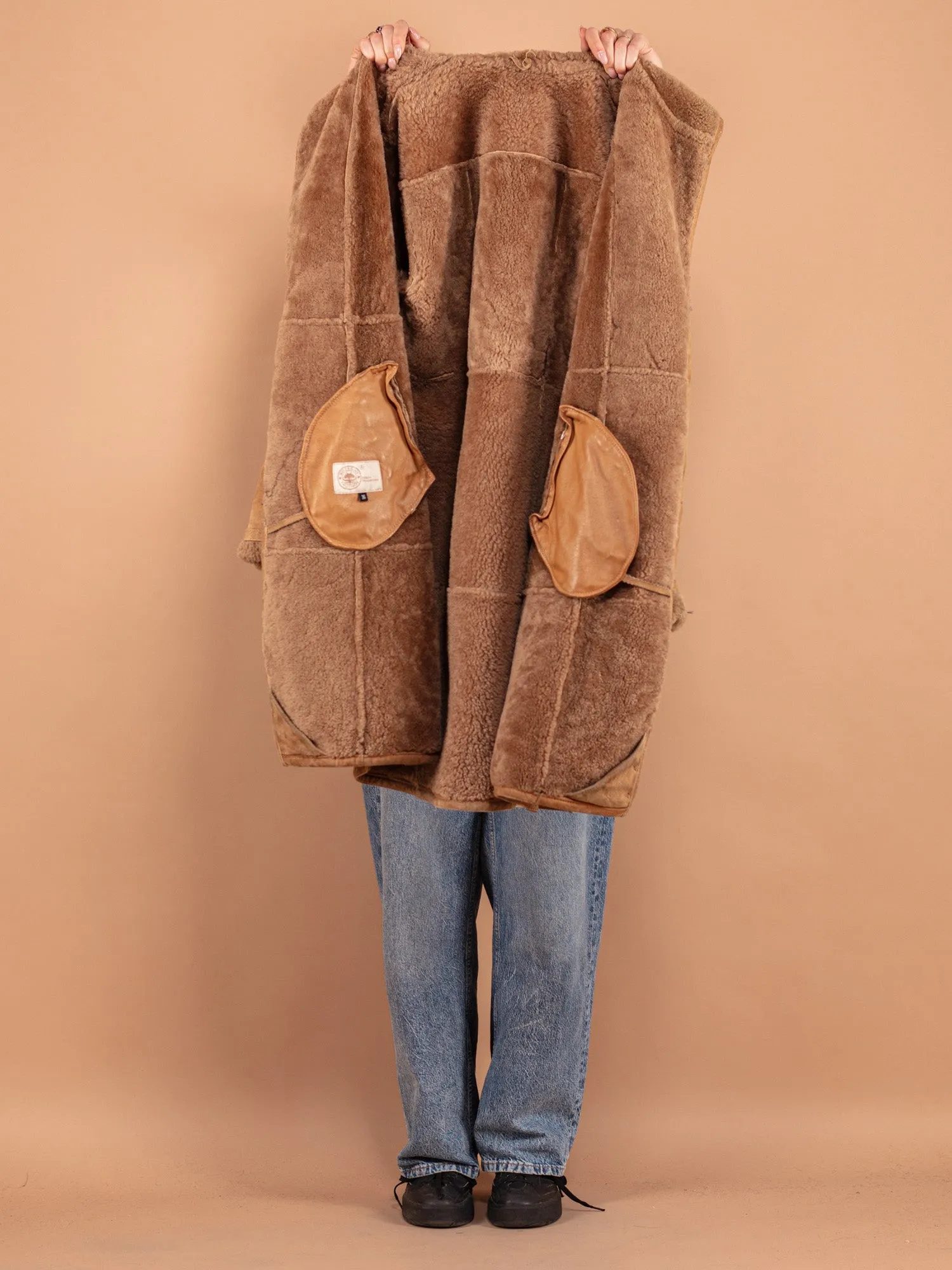 Vintage 70's Women Hooded Sheepskin Coat in Beige