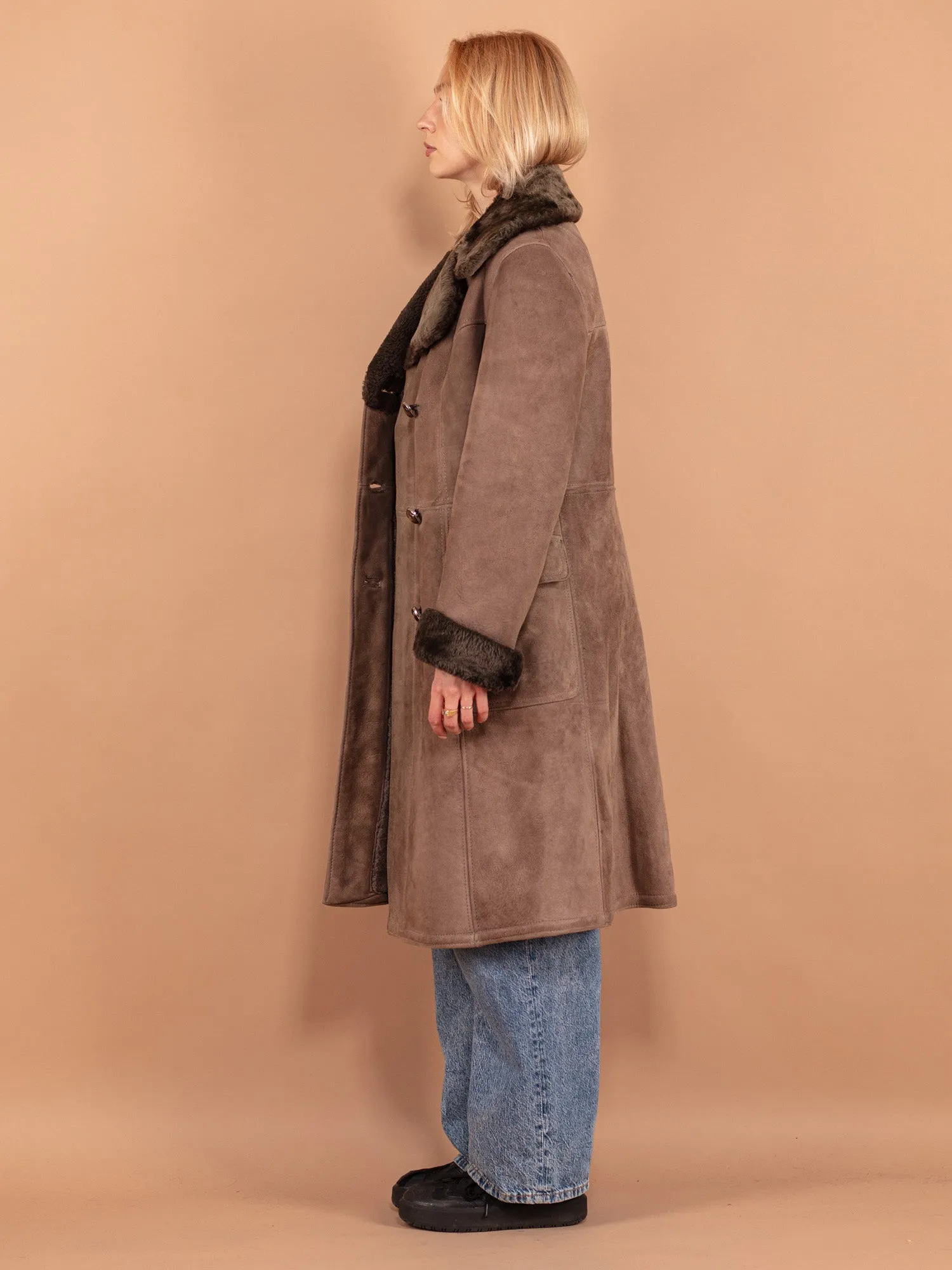 Vintage 70's Women Sheepskin Coat in Beige Brown