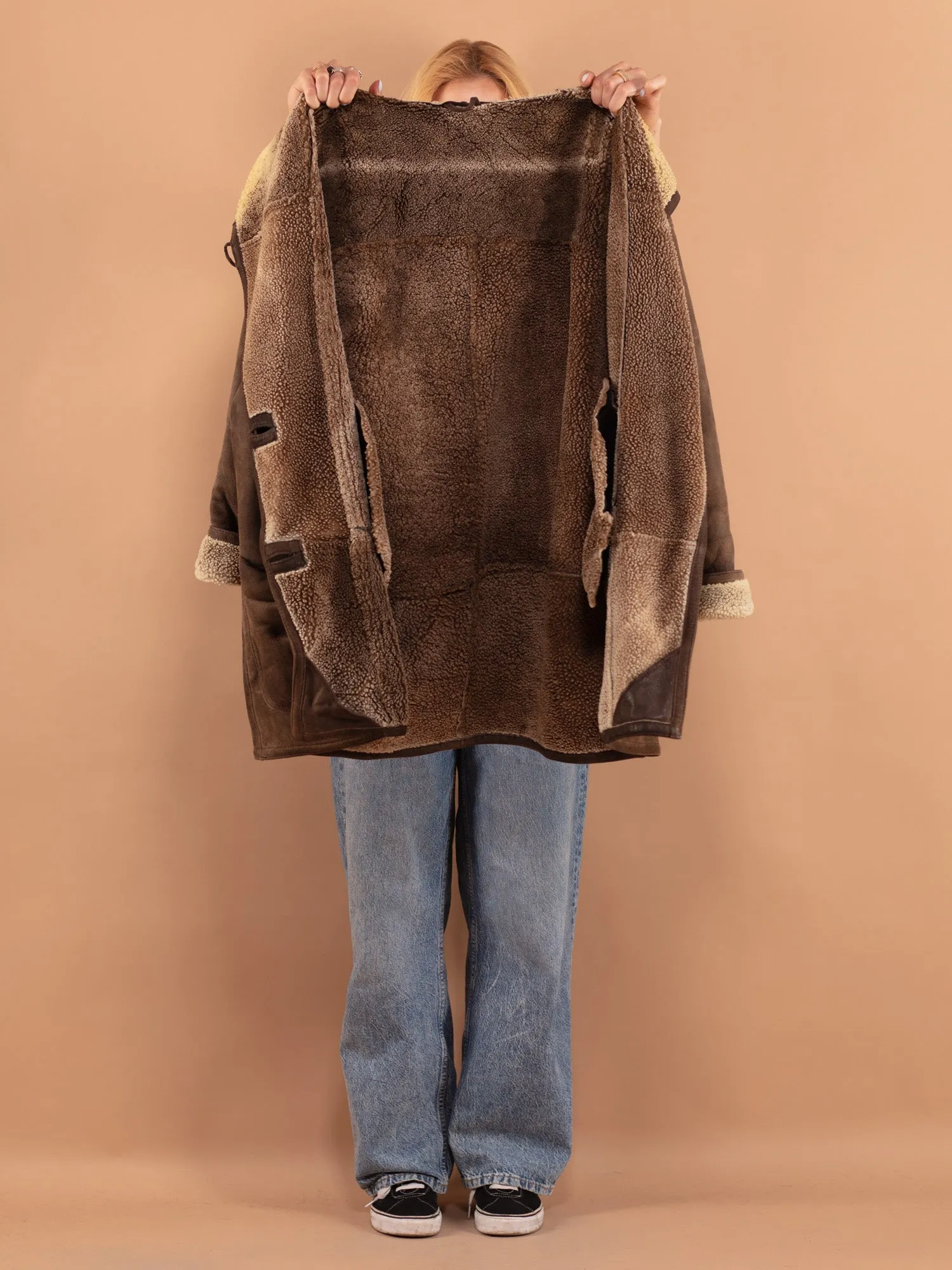 Vintage 80's Women Hooded Sheepskin Coat in Brown