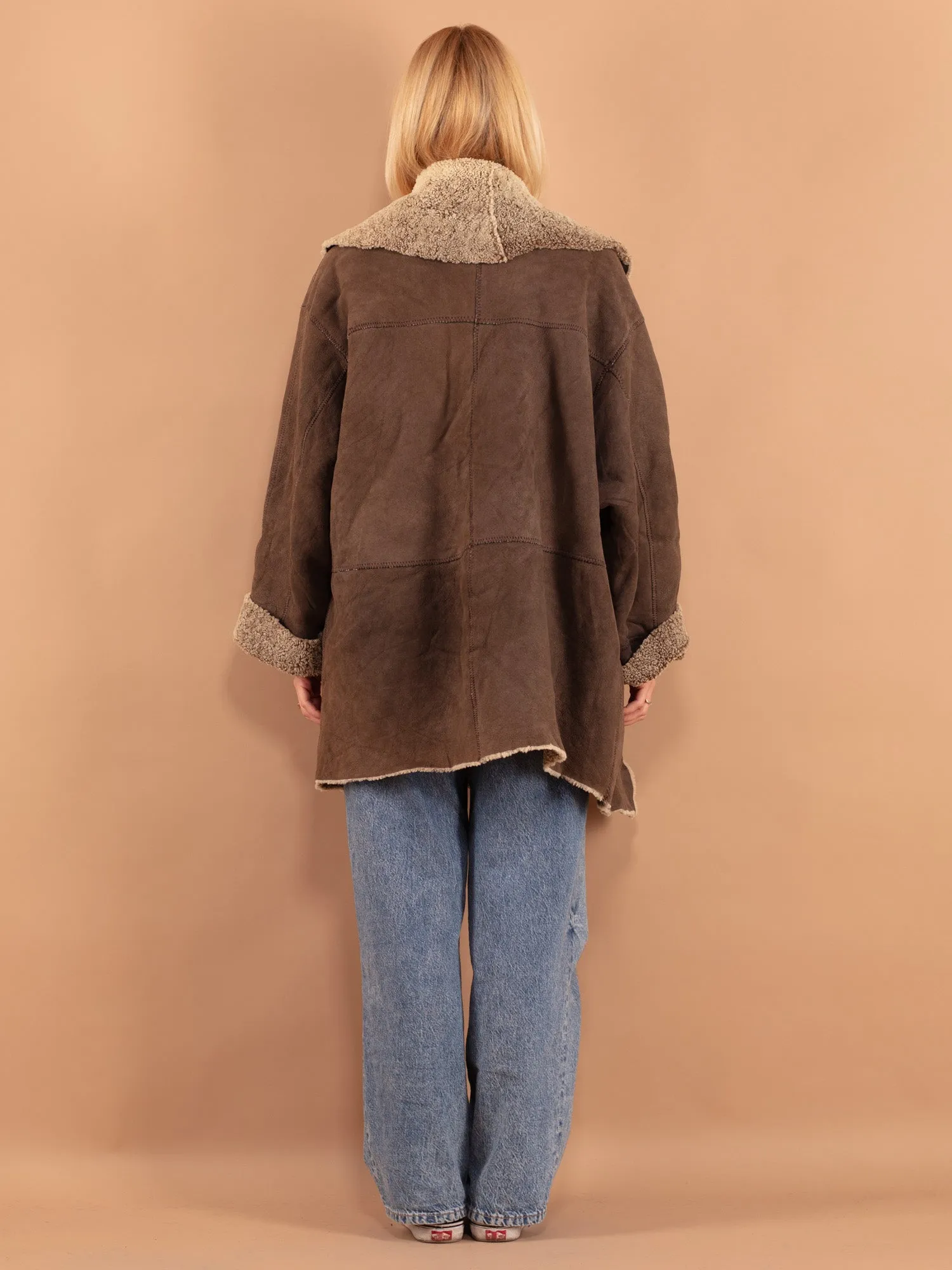 Vintage 80's Women Oversized Sheepskin Coat in Brown