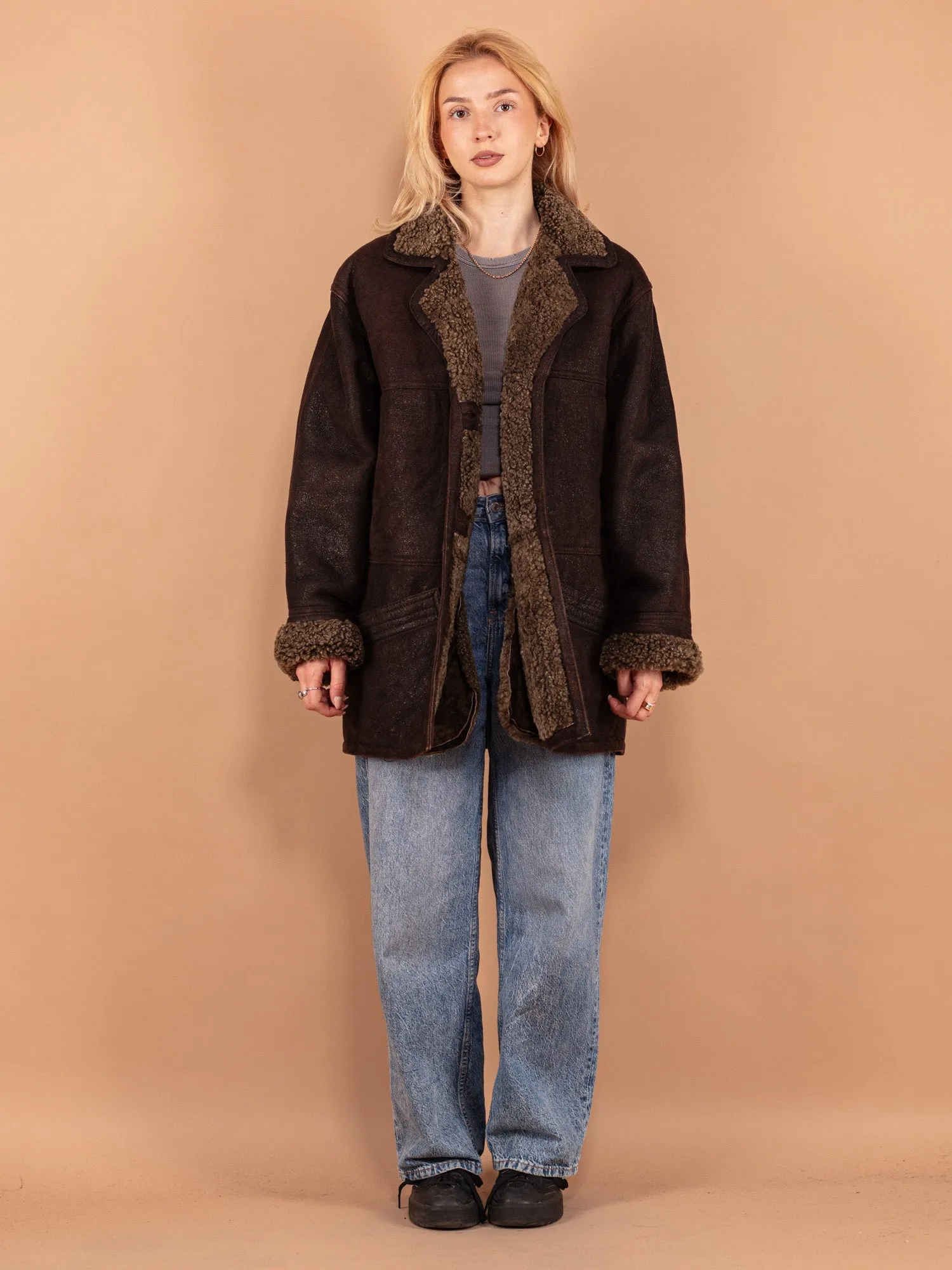 Vintage 90's Women Oversized Sheepskin Coat in Brown