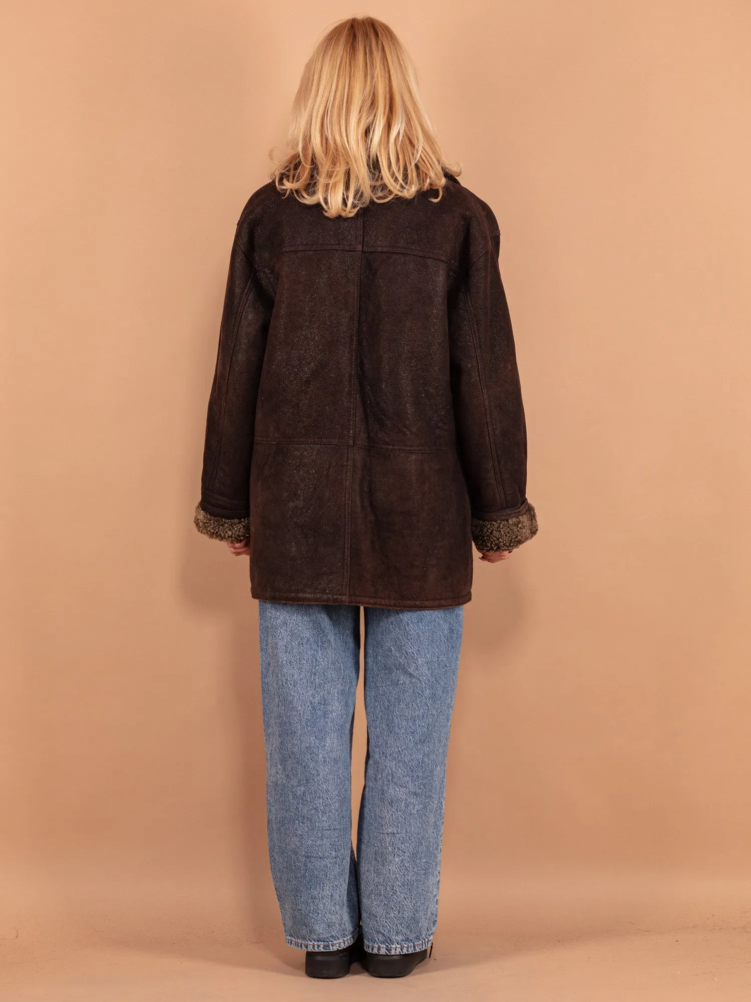 Vintage 90's Women Oversized Sheepskin Coat in Brown